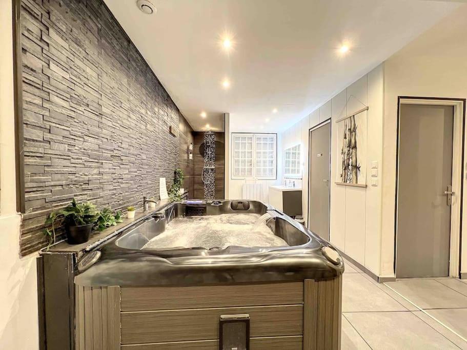 Dream Loft Jacuzzi - Sauna Brest Exterior photo
